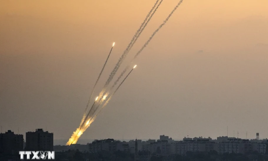 Israel: Phong trào Hamas phóng nhiều quả rocket vào miền Trung Israel