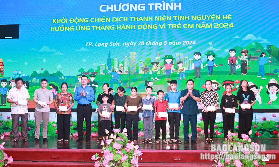 Thành phố Lạng Sơn: Khởi động Chiến dịch thanh niên tình nguyện hè và hưởng ứng Tháng hành động vì trẻ em