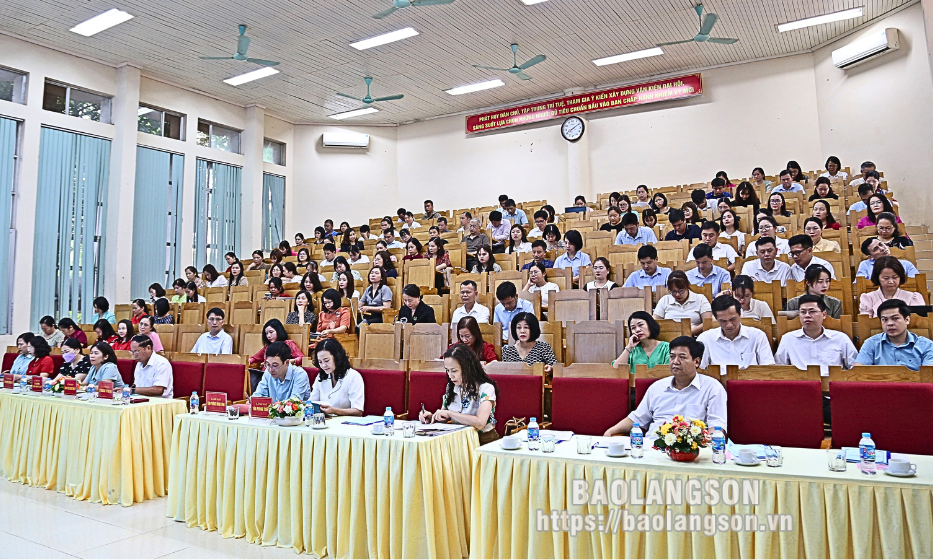 Hội thảo khoa học cấp tỉnh về giảng dạy, học tập lý luận chính trị trong hệ thống giáo dục quốc dân