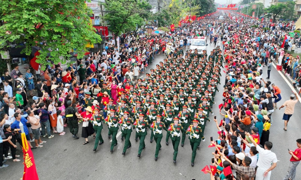 Lễ kỷ niệm 70 năm Chiến thắng Điện Biên Phủ - Dư âm vang mãi: Vững bước trong vòng tay nhân dân