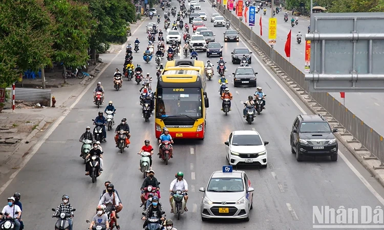 Thúc đẩy nhiều giải pháp phát triển giao thông đường bộ xanh