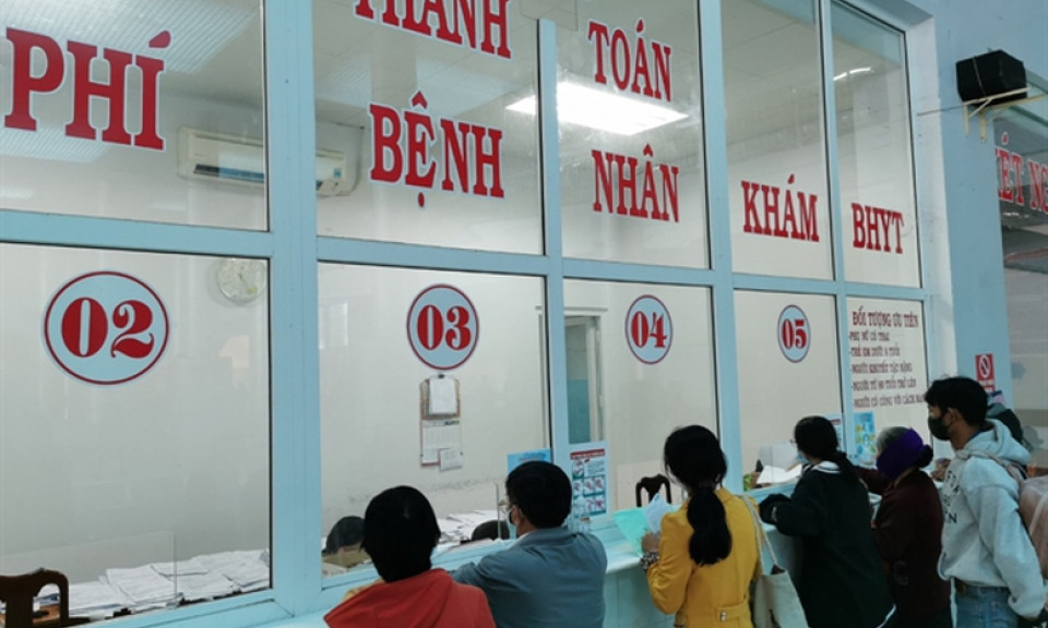 CPI quý II và 6 tháng đầu năm tăng hơn 4% do học phí, giá dịch vụ y tế tăng