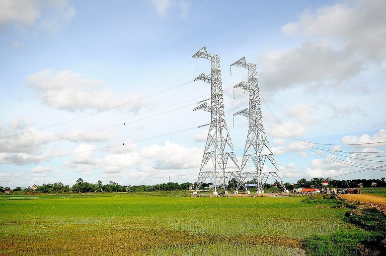 Trong tháng 7/2024, đường dây 500kV mạch 3 sẽ hoàn thành