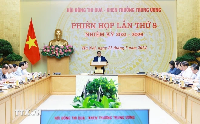 Thủ tướng Phạm Minh Chính, Chủ tịch Hội đồng Thi đua-Khen thưởng Trung ương chủ trì Phiên họp lần thứ 8 của Hội đồng. (Ảnh: Dương Giang/TTXVN)