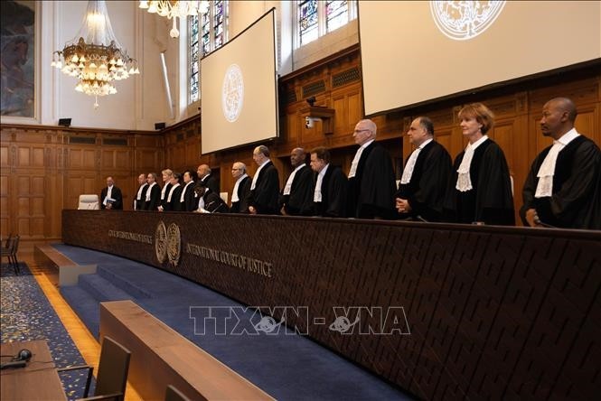 Các thẩm phán tại phiên họp của Tòa án Công lý Quốc tế (ICJ) tại Hà Lan, ngày 19-7-2024. Ảnh: THX/TTXVN 