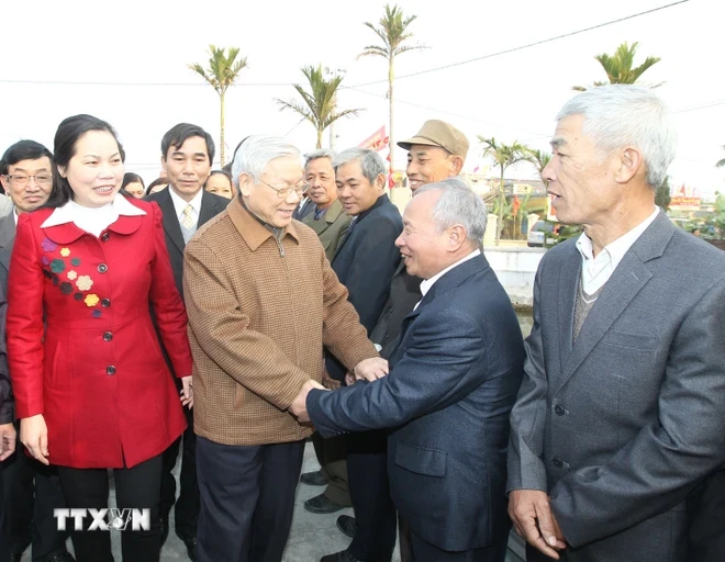 Tổng Bí thư Nguyễn Phú Trọng thăm cán bộ, nhân dân xã Thụy Văn, huyện Thái Thụy sáng 21/1/2014. (Ảnh: Trí Dũng/TTXVN)