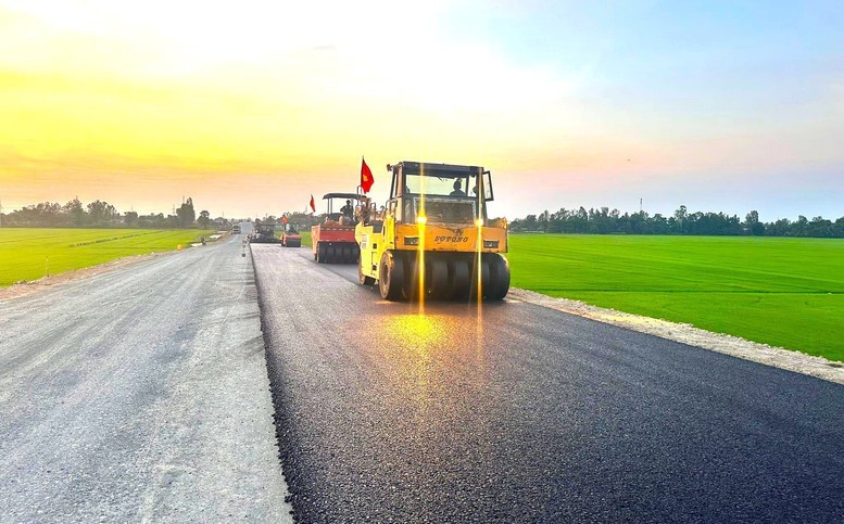 Giải ngân vốn bảo trì đường bộ không đạt tiến độ cũng đồng nghĩa với việc nhiều công trình, dự án bảo trì thực hiện chậm, nguy cơ phát sinh thêm hư hỏng, xuống cấp - Ảnh: Báo GT