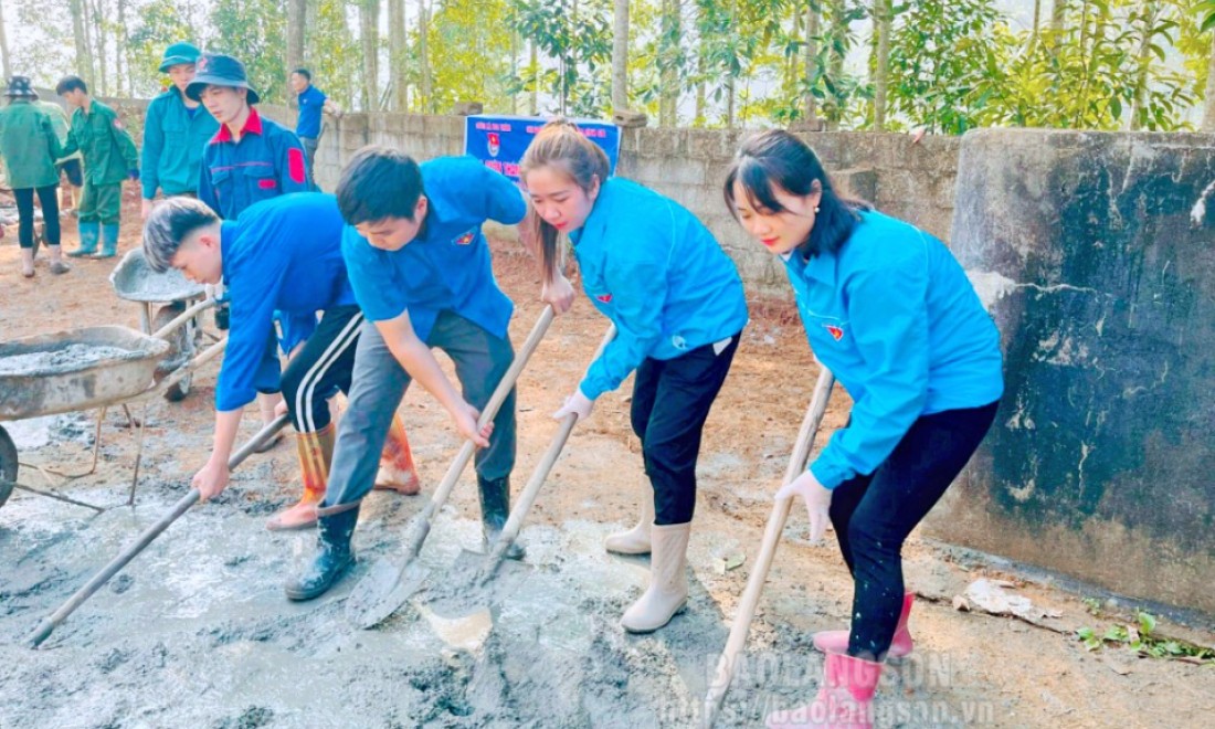 Bình Gia: Lan toả phong trào “Ngày thứ Bảy đi cơ sở xây dựng nông thôn mới”