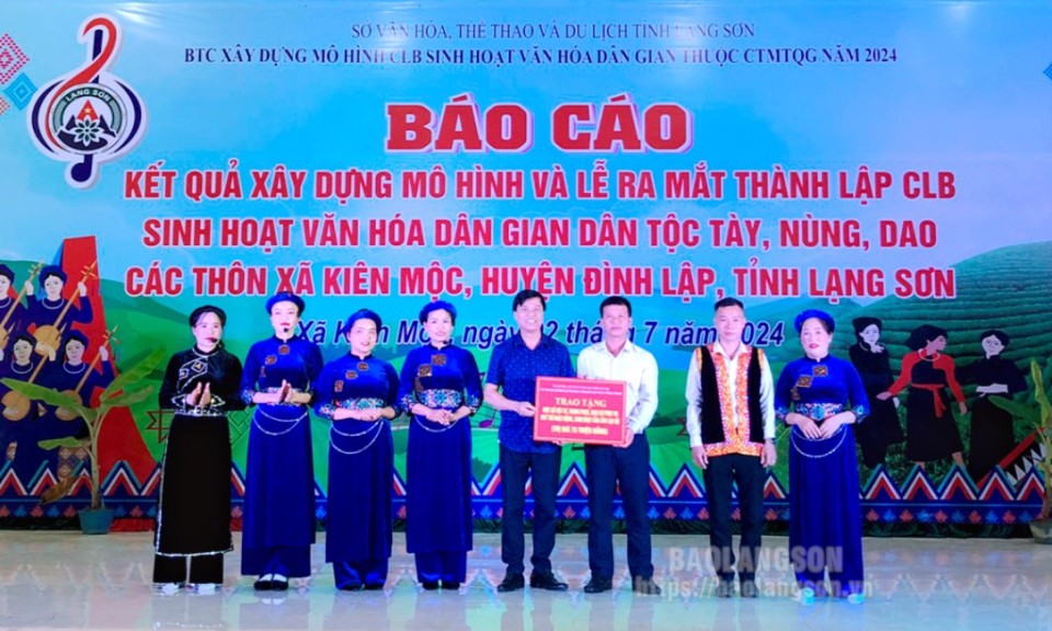 Ra mắt câu lạc bộ sinh hoạt văn hóa dân gian dân tộc Tày, Nùng, Dao các thôn xã Kiên Mộc, huyện Đình Lập