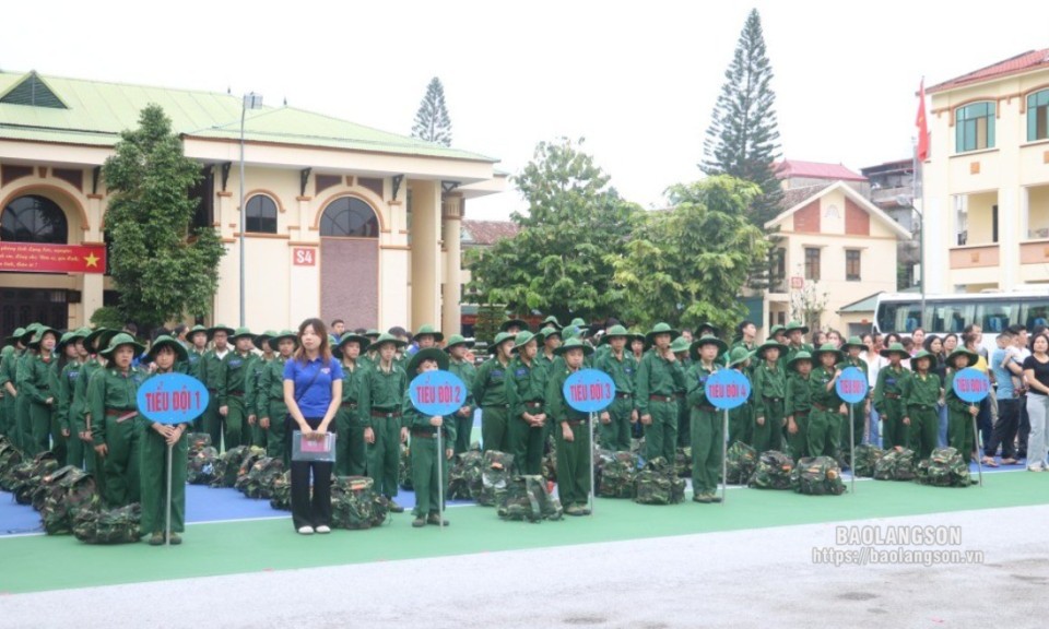 Gần 70 chiến sỹ nhí tham gia Chương trình “Trải nghiệm Biên phòng”