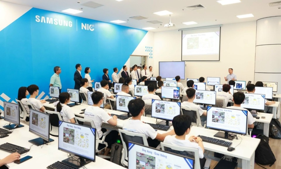 Tăng tốc đào tạo nguồn nhân lực ngành công nghiệp bán dẫn