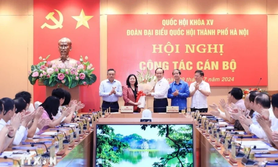 Bà Bùi Thị Minh Hoài được bầu làm Trưởng Đoàn đại biểu Quốc hội thành phố Hà Nội