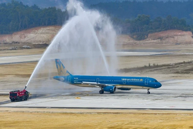 Vietnam Airlines đón nhận tàu bay mới.