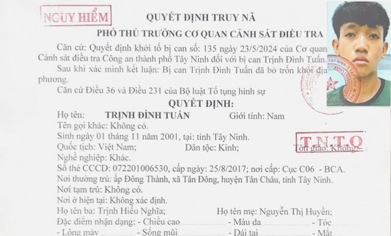 Quyết định truy nã Tuấn.