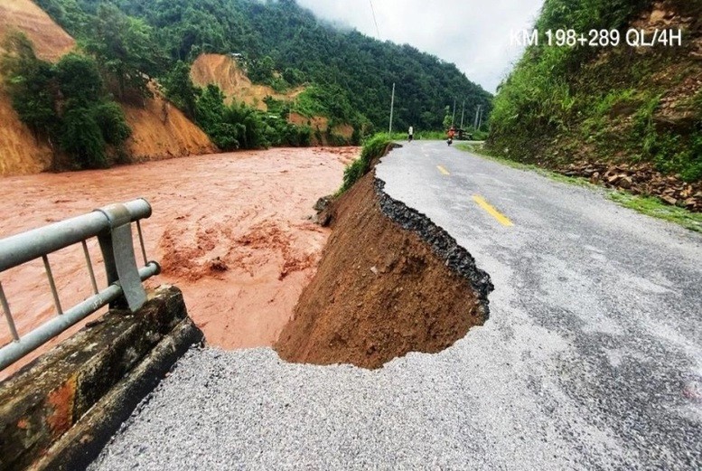 Nhiều khu vực đề phòng mưa lớn, nguy cơ lũ quét và sạt lở đất trong chiều và đêm 3/8.