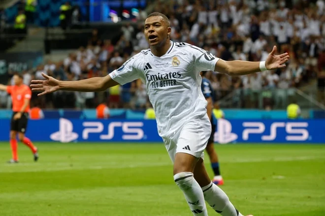 Mbappe ra mắt hoàn hảo trong màu áo Real Madrid. (Nguồn: AP)