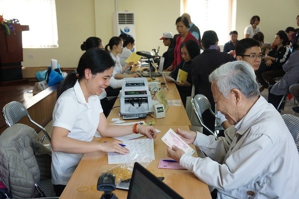 Trong thời gian hưởng trợ cấp hằng tháng thì công dân được ngân sách nhà nước đóng bảo hiểm y tế. Ảnh minh họa: chinhphu.vn 