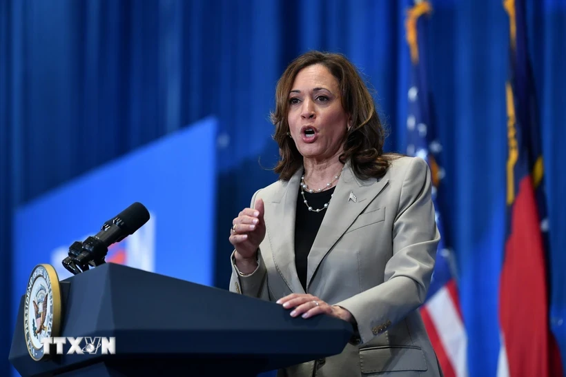 Bà Kamala Harris vận động bầu cử tại Bắc Carolina (Mỹ), ngày 18/7/2024. (Ảnh: AA/TTXVN)