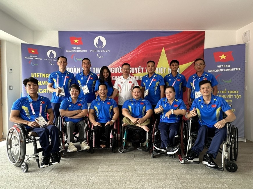 Các thành viên Đoàn thể thao người khuyết tật Việt Nam tham dự Paralympic Paris 2024.  