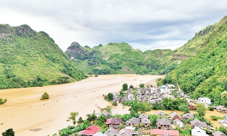 Nâng cao năng lực phòng chống lũ quét, sạt lở đất