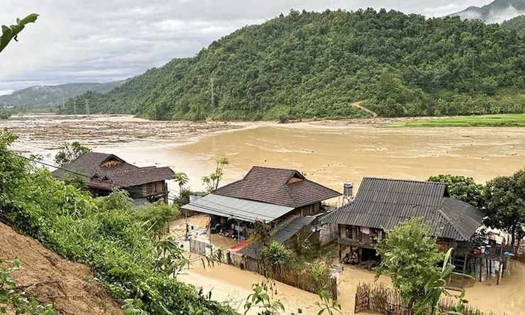 Chủ động bảo đảm an sinh xã hội cho người dân bị ảnh hưởng của mưa lũ, thiên tai