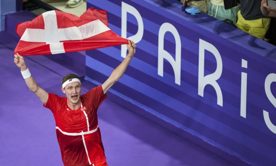 Axelsen và phần còn lại