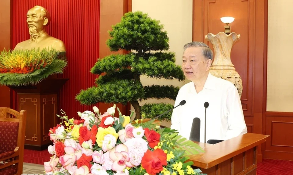 Tổng Bí thư, Chủ tịch nước chủ trì hội nghị gặp mặt lãnh đạo, nguyên lãnh đạo