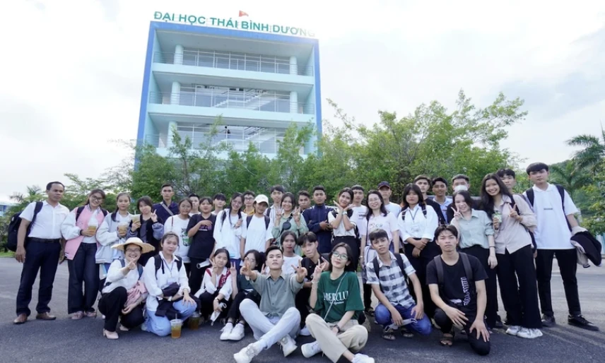 Nhiều trường đại học bắt đầu tuyển sinh bổ sung với số lượng chỉ tiêu lớn