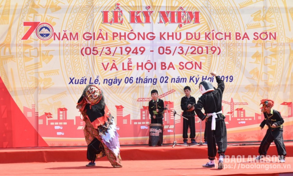 Khởi sắc Khu du kích Ba Sơn