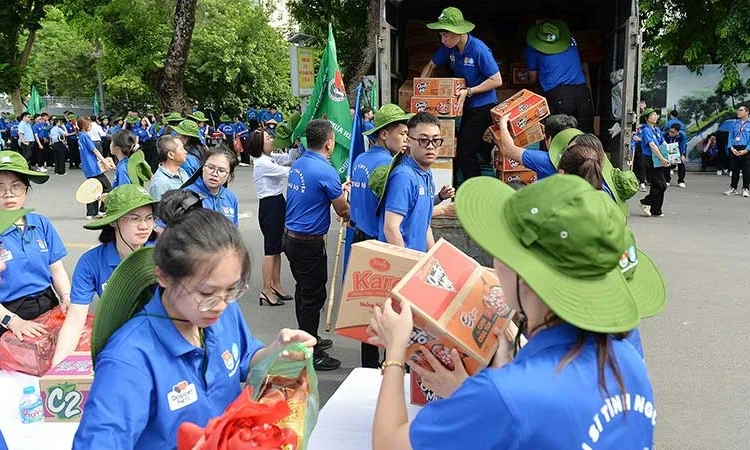 Nêu bật tinh thần “5 tiên phong” trong tuổi trẻ khối trường học