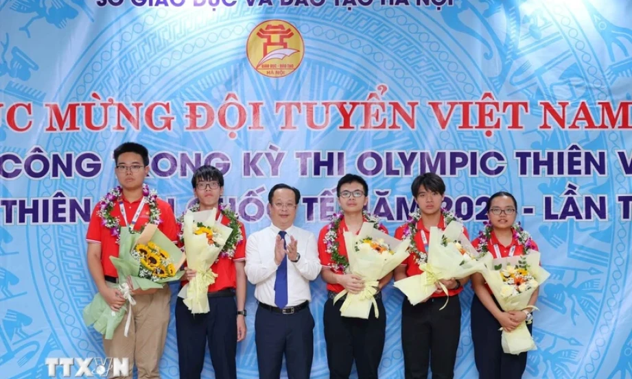 5 học sinh Việt Nam giành huy chương tại Olympic thiên văn và vật lý thiên văn