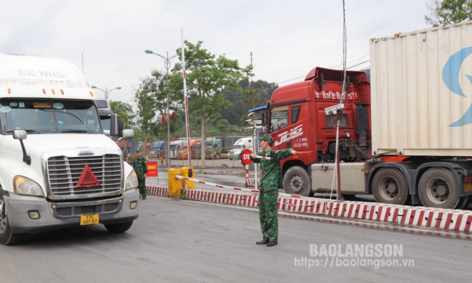 Sơn: Tất cả các cửa khẩu hoạt động thông quan hàng hóa xuất nhập khẩu bình thường trong dịp nghỉ lễ 2/9