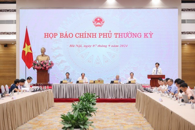 Quang cảnh họp báo.