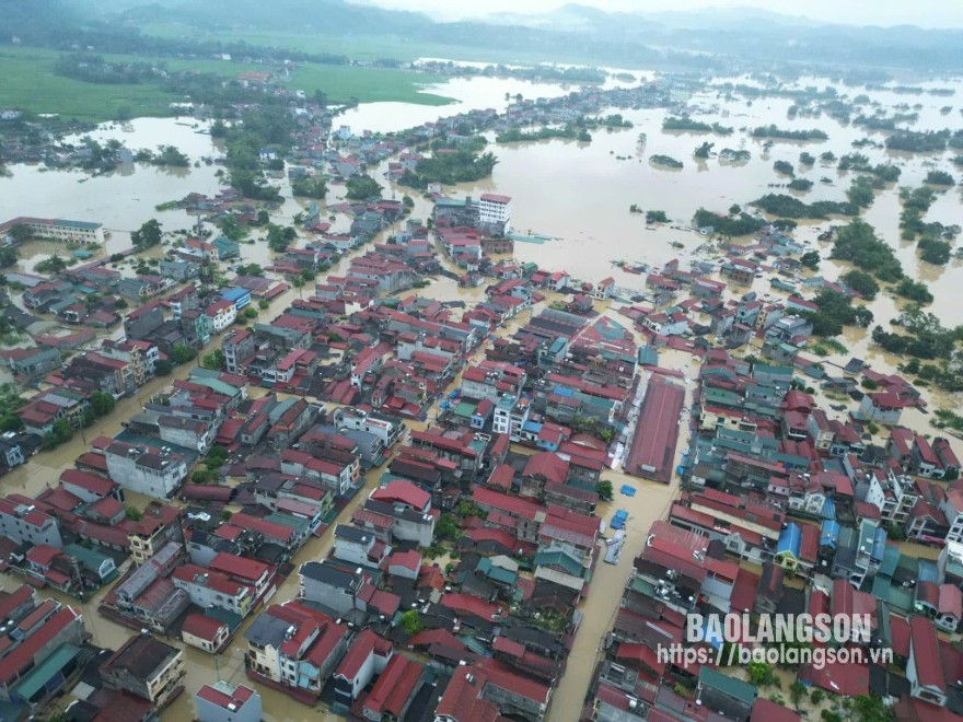 Nhiều xã, thị trấn trên địa bàn huyện Tràng Định bị ngập lụt 