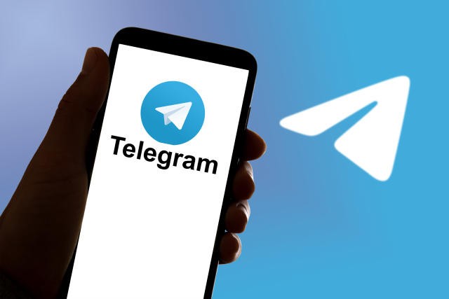 Truyền thông Ukraine ước tính đến cuối năm 2023, 75% người dân nước này đang sử dụng Telegram để liên lạc và 72% coi nền tảng này là nguồn thông tin chính. Ảnh: Getty Images