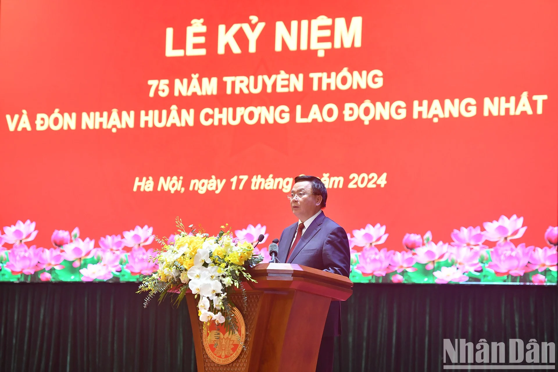 Ảnh tràn viền