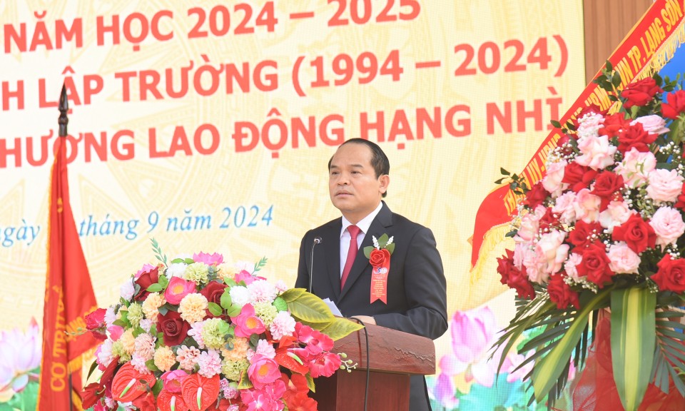 Lãnh đạo tỉnh dự lễ khai giảng năm học 2024 - 2025