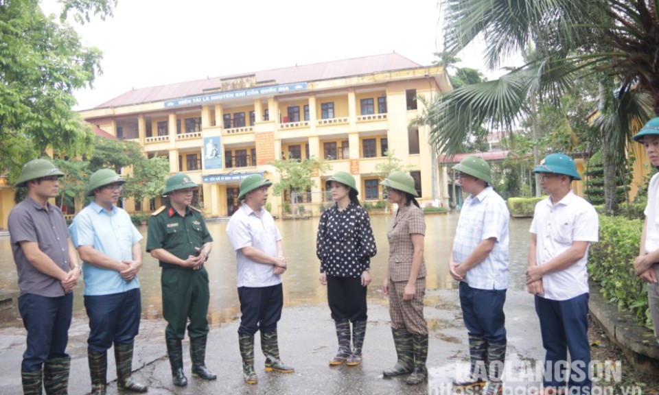 Lãnh đạo UBND tỉnh kiểm tra công tác khắc phục hậu quả mưa, bão tại Hữu Lũng, Tràng Định