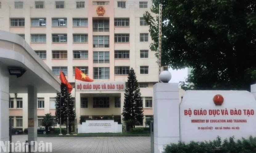 Bộ Giáo dục và Đào tạo: Thực hiện 6 nội dung bảo đảm an toàn trường học, hỗ trợ học sinh, giáo viên sau bão