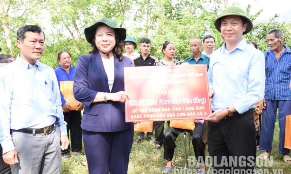 nước Võ Thị Ánh Xuân thăm, động viên, hỗ trợ đồng bào bị thiệt hại, ảnh hưởng do bão lũ tại huyện Hữu Lũng