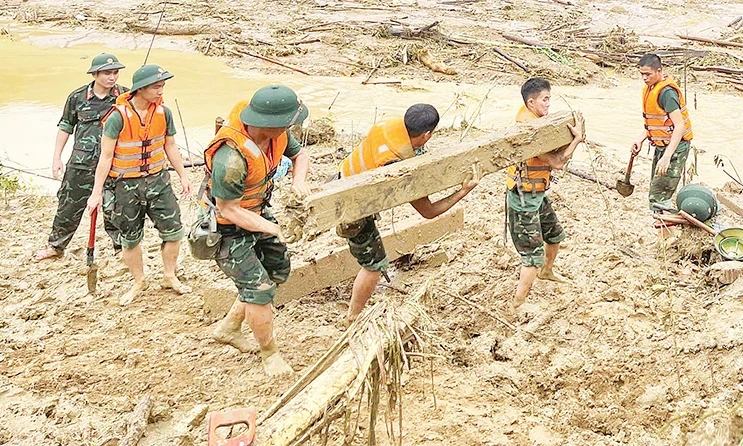 Chung tay cùng Làng Nủ