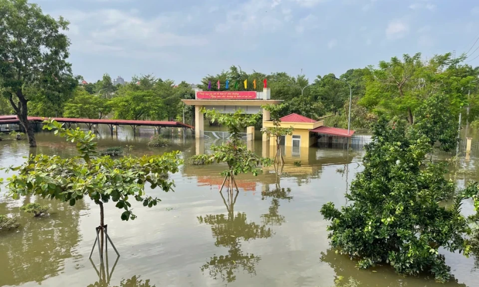 Vẫn còn 99 trường, điểm trường chưa thể dạy học do nước chưa rút hết