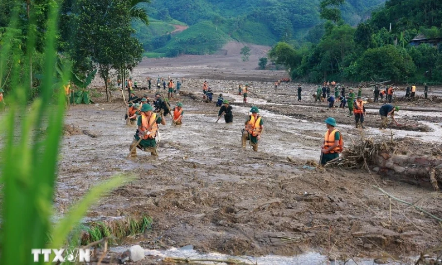 Lào Cai: Tìm thấy thêm thi thể một nạn nhân bị sạt lở ở Làng Nủ