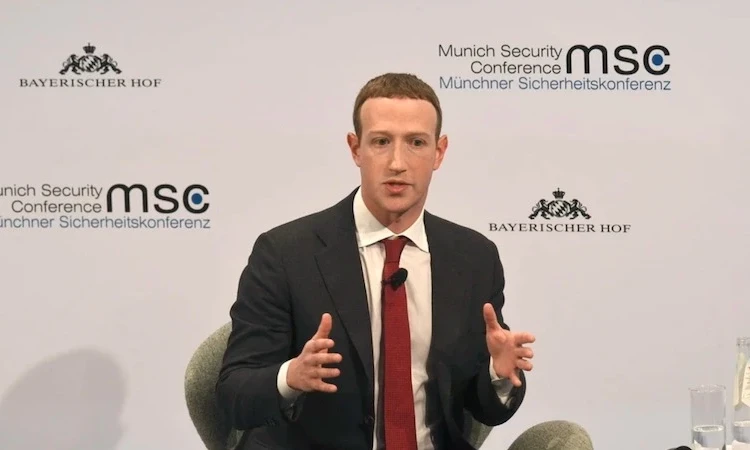 Tỷ phú Mark Zuckerberg gia nhập "câu lạc bộ 200 tỷ USD"