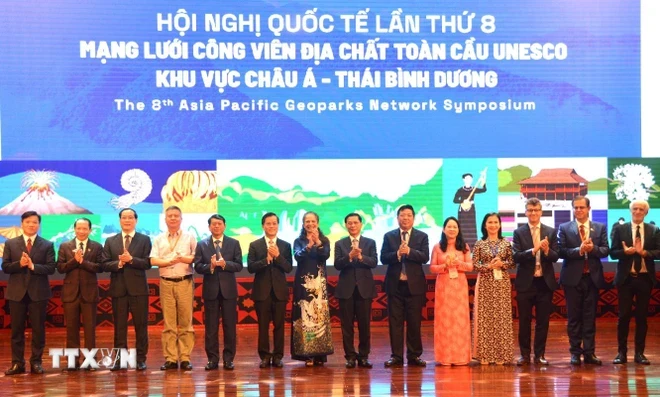 Hội nghị quốc tế lần thứ 8 Mạng lưới Công viên địa chất toàn cầu UNESCO khu vực châu Á-Thái Bình Dương, tổ chức tại Cao Bằng từ ngày 8-15/9. (Ảnh: TTXVN phát)