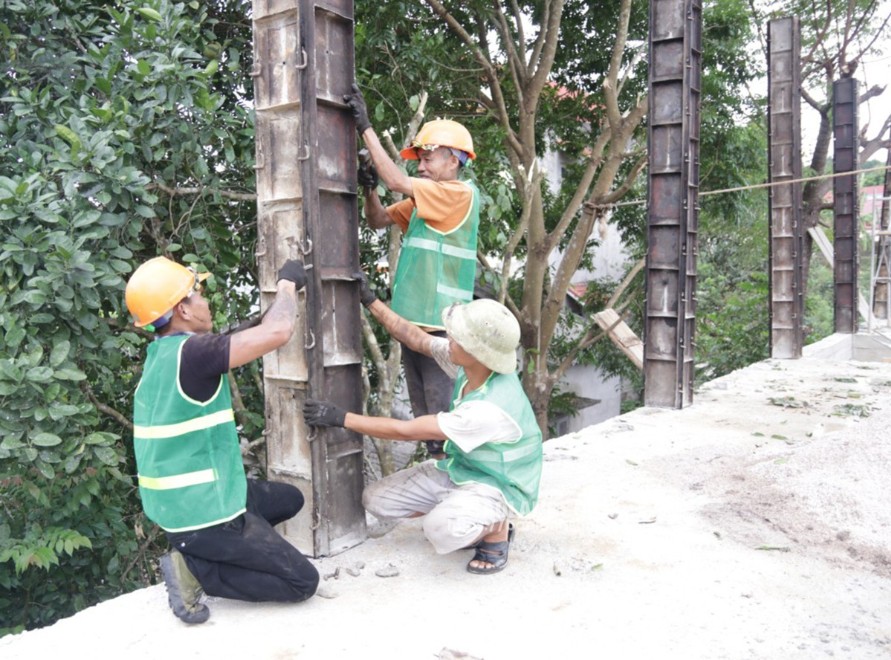 Thi công công trình trường học trên địa bàn xã Cao Lâu, huyện Cao Lộc