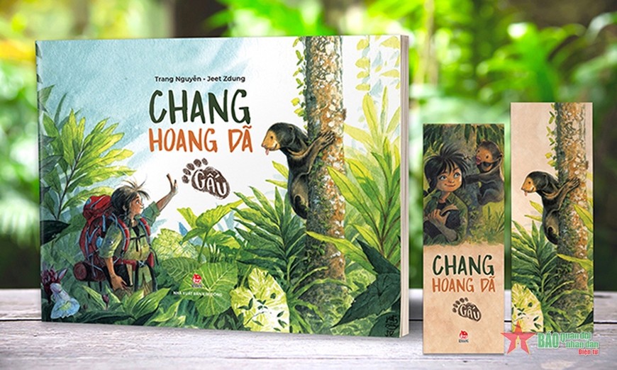 Cuốn sách “Chang hoang dã-Gấu” định hướng người đọc lối sống xanh. Ảnh: Nhà xuất bản Kim Đồng 