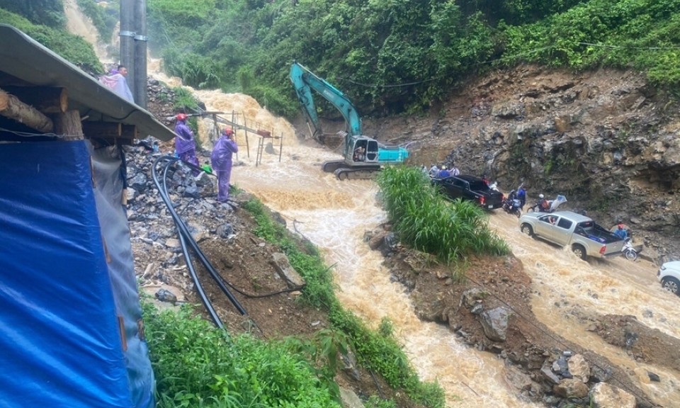 Cảnh báo lũ trên sông Thao và nguy cơ lũ quét, sạt lở đất ở 14 tỉnh