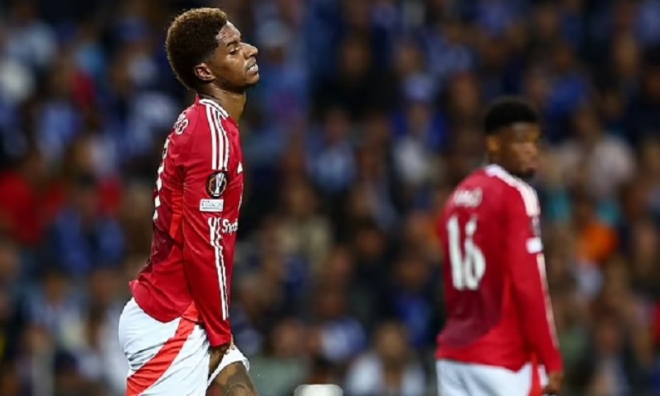 HLV Erik ten Hag tiết lộ lý do bất ngờ khi rút Marcus Rashford rời sân