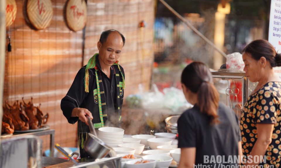 Hấp dẫn "Festival Phở vịt Xứ Lạng" năm 2024